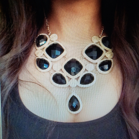 Statement Necklace - Picture 2 of 2